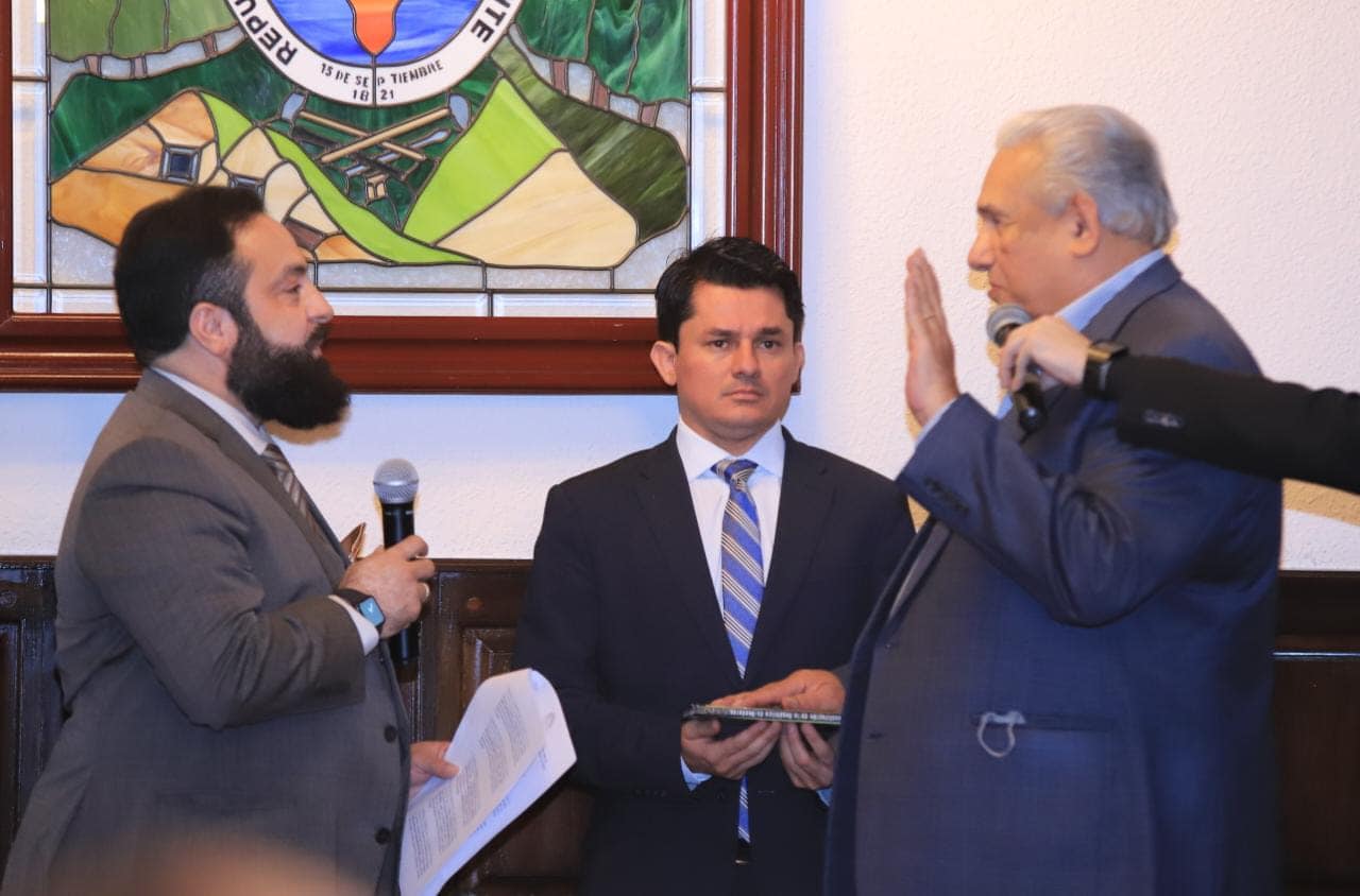 Juramentada Junta Nominadora 